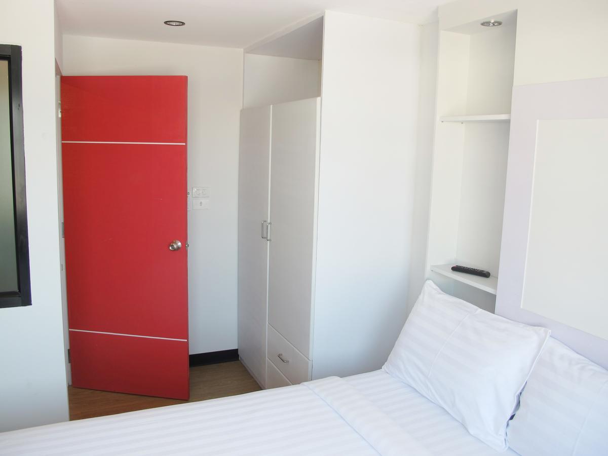 C Tower Hotel Surat Thani Rum bild
